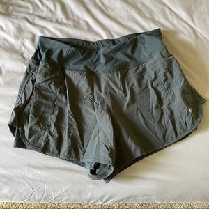 SOLD ON MERC 🌿 Olive Green Workout Shorts